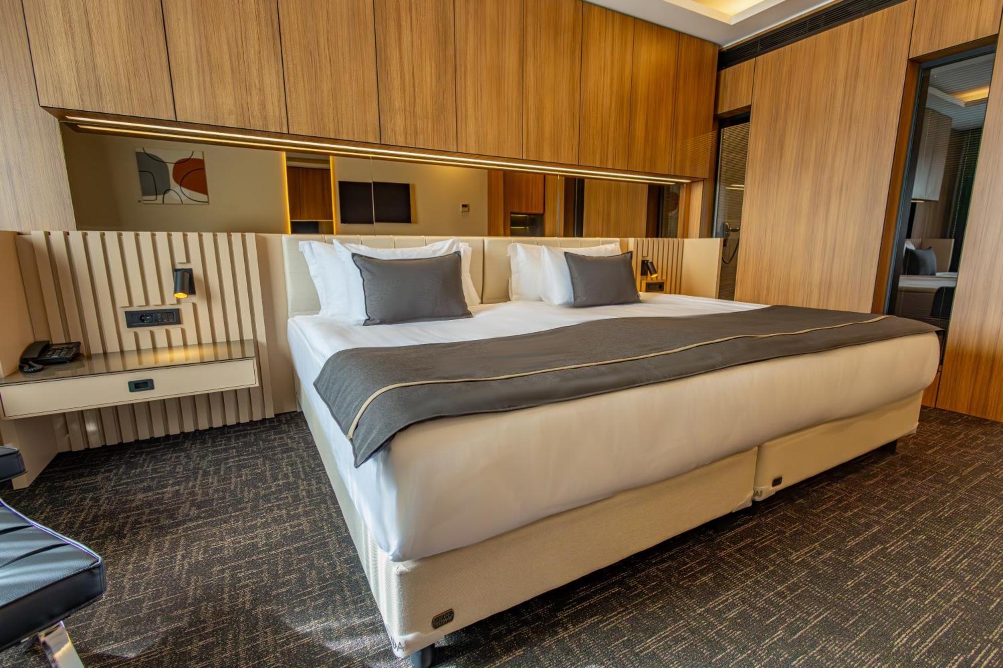 Ft Lotus Thermal Hotel&Spa Trademark Collection By Wyndham Menemen 外观 照片